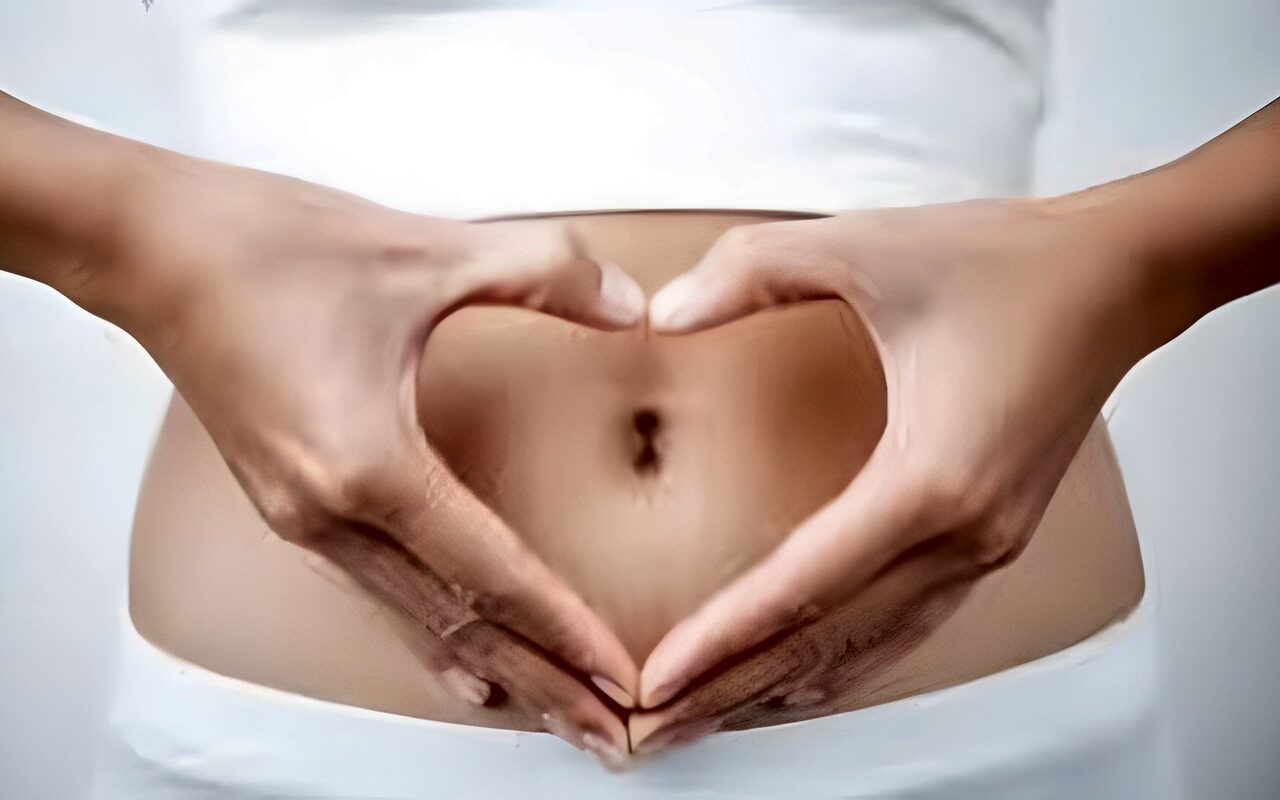 رائحة السرة قد تكشف إصابتك بأمراض خطيرة.. دراسة تحذر
