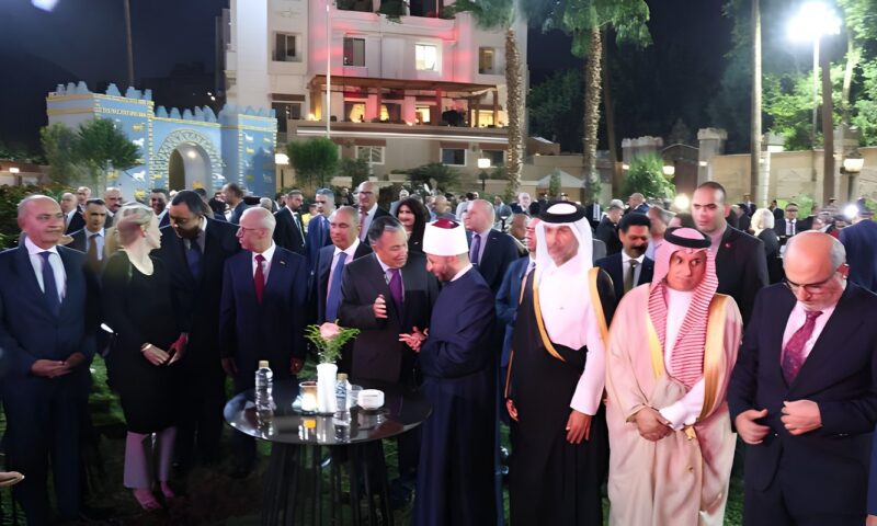 وزير الأوقاف عن احتفال السفارة العراقية بيوم السيادة: يوم خالد في وجدان كل عربي.. صور