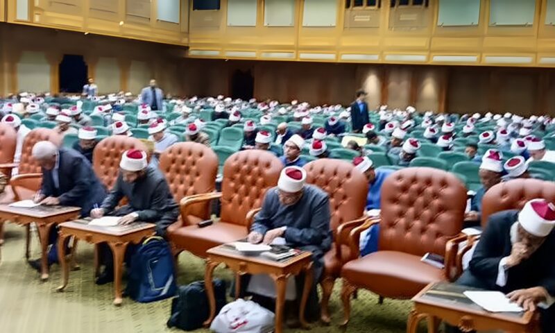 أكاديمية الأزهر العالمية تجري اختبارا تحريريا لمبعوثي الأزهر الشريف إلى دول العالم