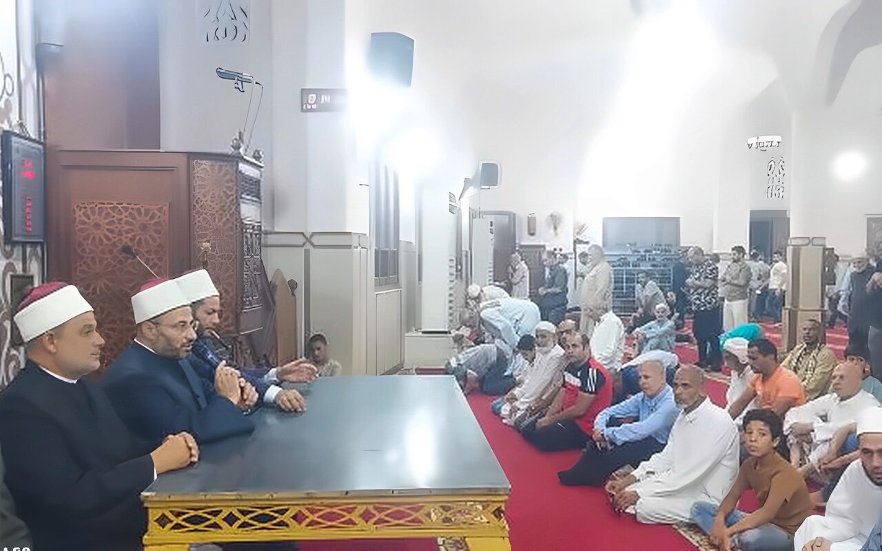 محمود الهواري: القضاء على أي مجتمع يبدأ بتغييب الوعي
