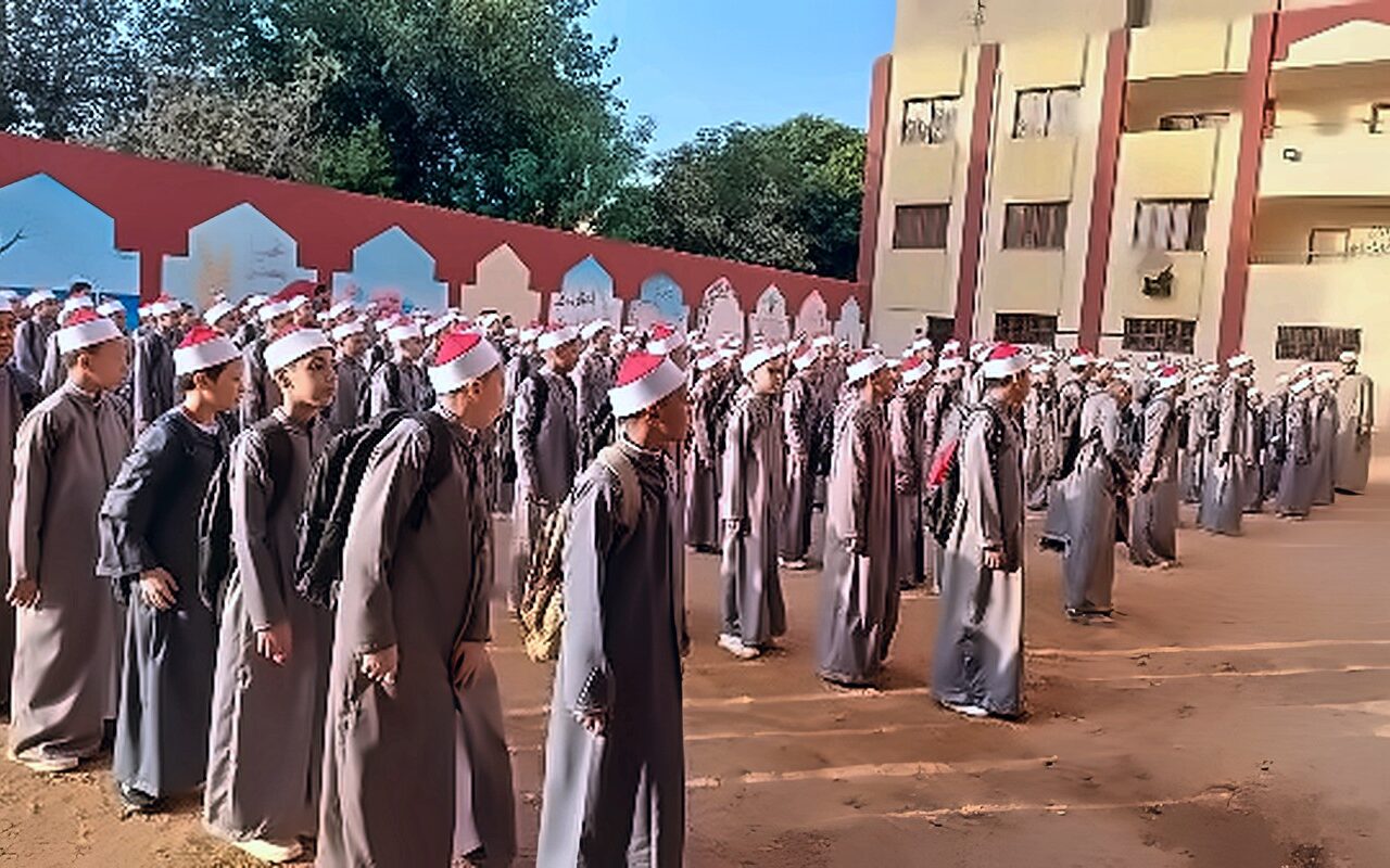 الأزهر: صيغة جديدة لتحية العلم في جميع المعاهد.. تعرف عليها