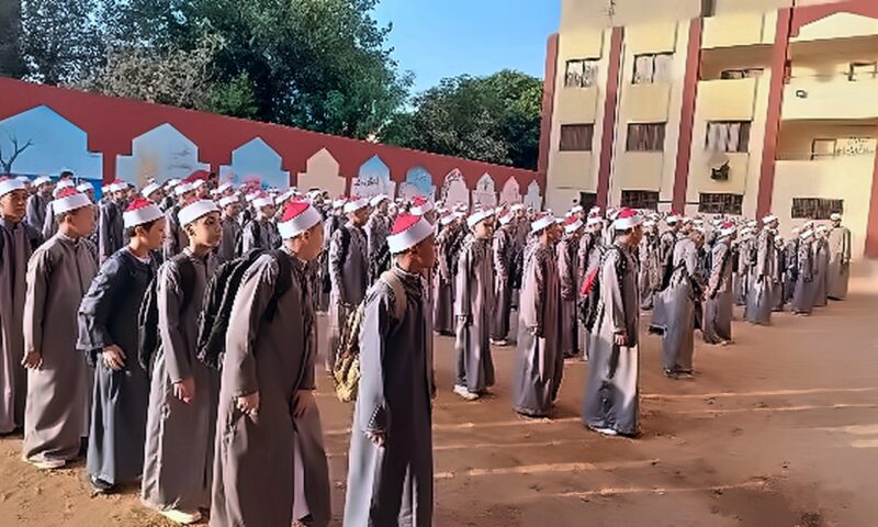 الأزهر: صيغة جديدة لتحية العلم في جميع المعاهد.. تعرف عليها