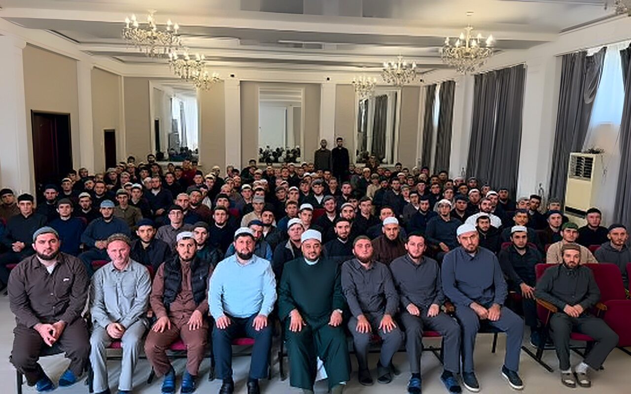 أمين الأعلى للشئون الإسلامية من داغستان: خمس ركائز تصوغ شخصية طالب العلم الشرعي