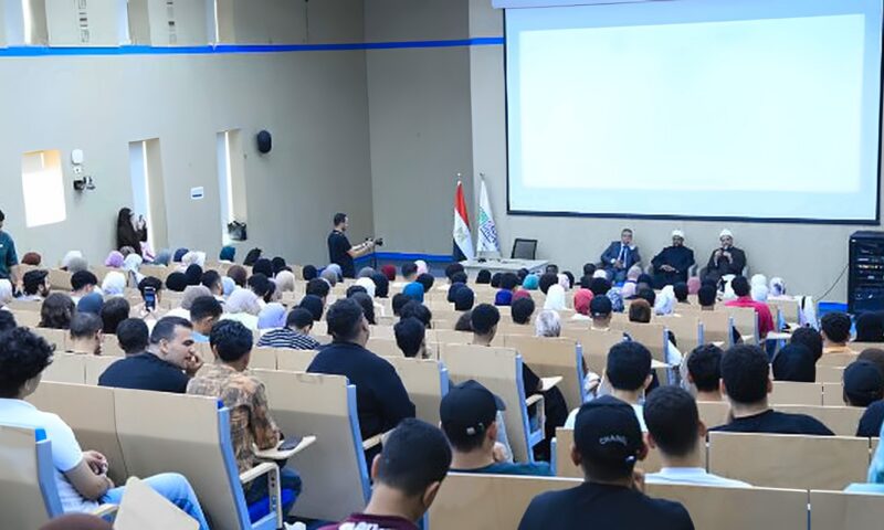 أمين البحوث الإسلامية لطلاب جامعة الجلالة: الوعي الديني يحمي المجتمع من الانحراف والفوضى.. صور