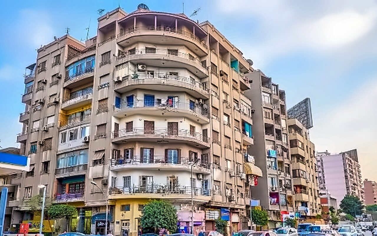 المهلة تنتهي خلال أيام .. لمن الأولوية في الحصول على وحدات سكنية بديلة