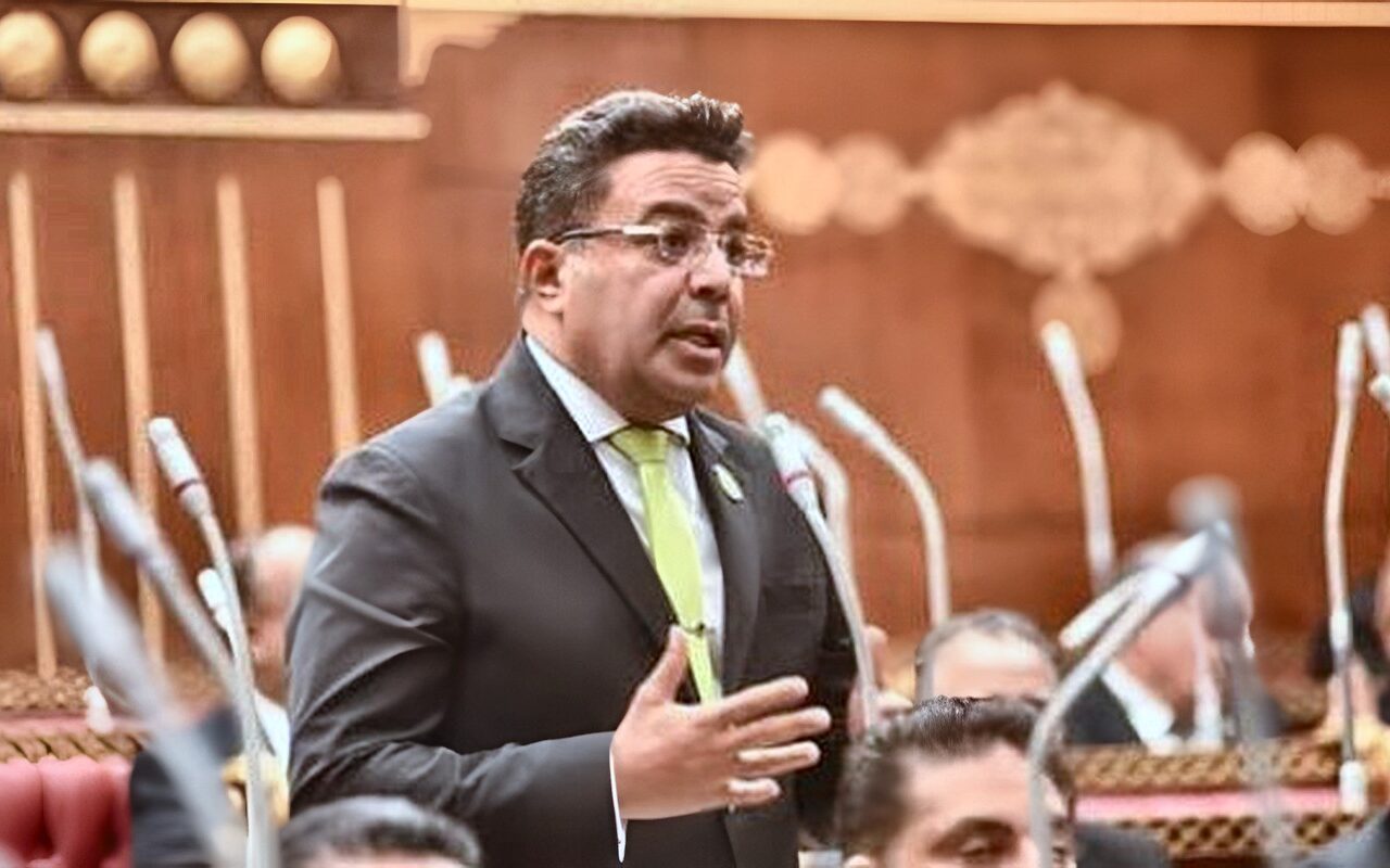تعقيدات إدارية.. النائب باسل عادل يطالب بمراجعة منظومة بطاقة الخدمات المتكاملة