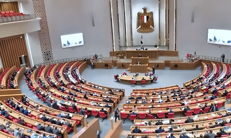 4 مرات في تاريخ الحياة النيابية.. حالات اعترض فيها رئيس الجمهورية على القوانين أمام البرلمان.. من العدالة الضريبية إلى جامعة كيان