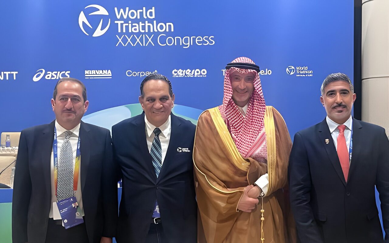 اللواء أحمد ناصر يشارك بعمومية الاتحاد الدولي للترايثلون في إسبانيا.. حضور مصري مؤثر