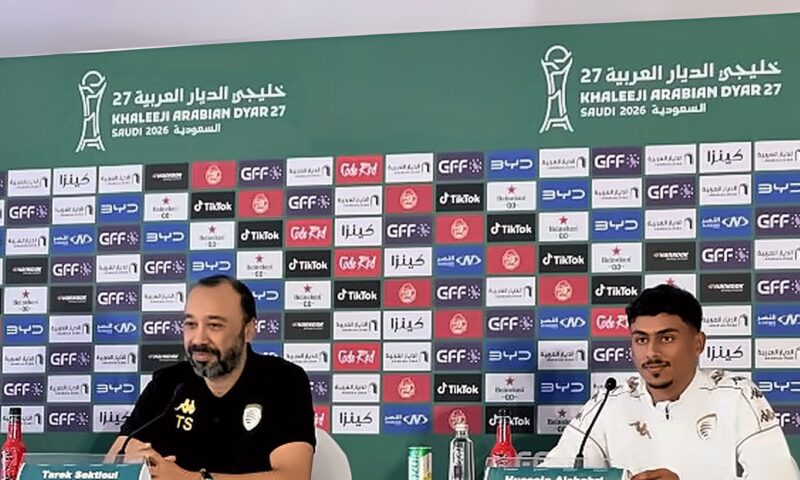 مدرب منتخب عمان قبل مواجهة الإمارات: لا مستحيل في كرة القدم