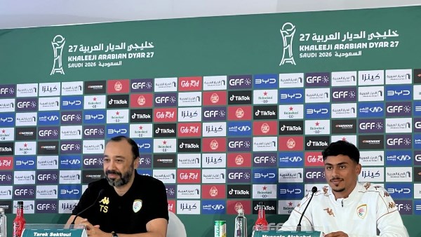 مدرب منتخب عمان قبل مواجهة الإمارات: لا مستحيل في كرة القدم