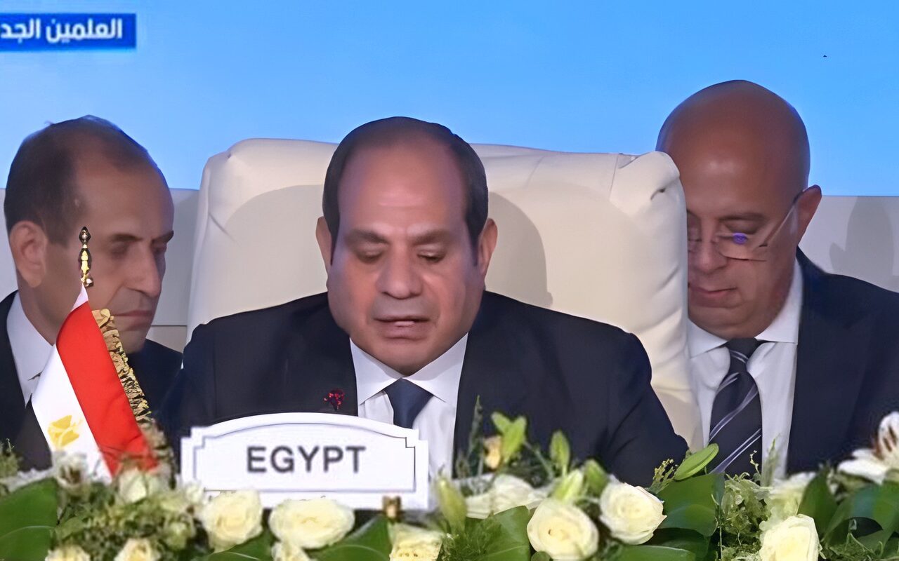 الرئيس السيسي خلال قمة العلمين: المناقشات عكست جسامة التحديات الراهنة