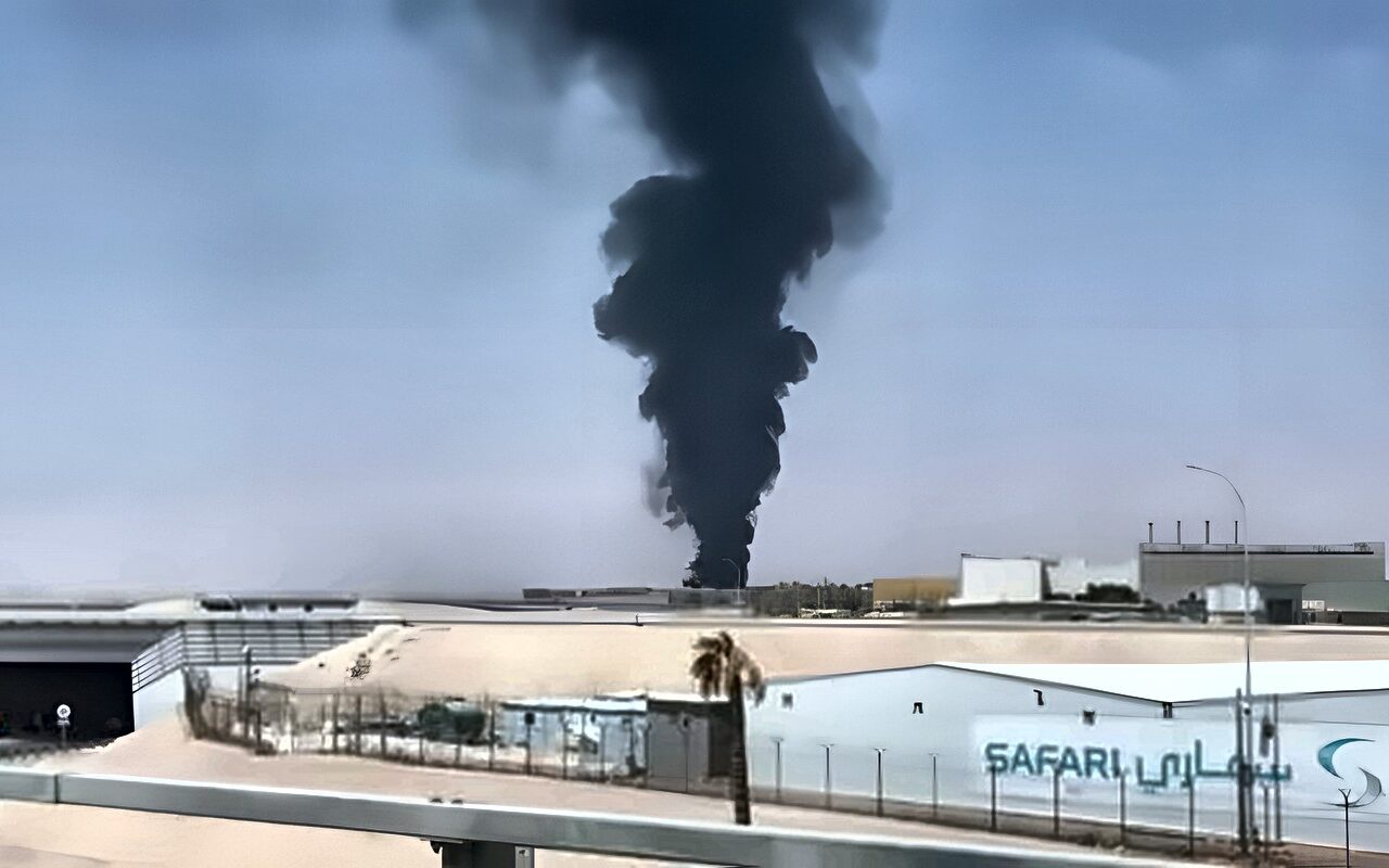 بعد الضربات الصاروخية.. واشنطن تشدد إجراءات سفر موظفيها لمطار الملك خالد في الرياض