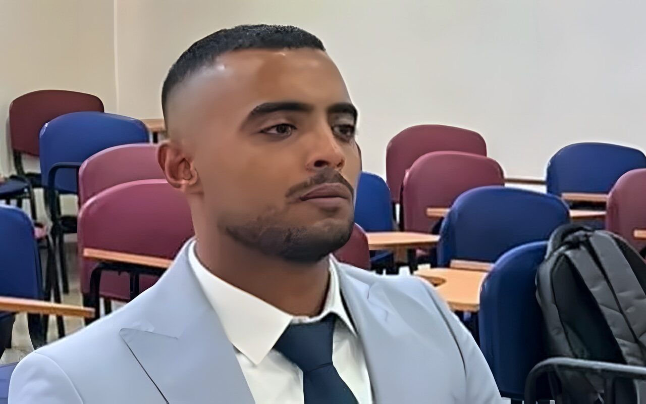 والد طالب حقوق القاهرة بعد التظلم على قرار فصله: «أين مقاطع الفيديو؟ مستقبل ابني هيضيع»