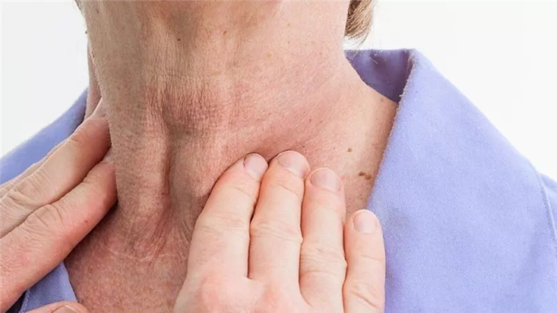 لا تهمليها، أعراض اضطراب الغدة الدرقية لدى النساء