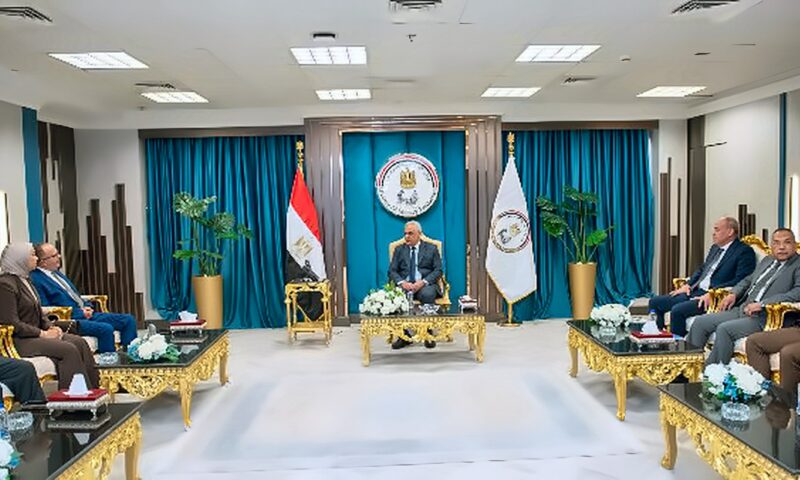الإنتاج الحربي والمقاولون العرب يوقعان مذكرتي تفاهم لتعزيز التصنيع والتعاون الصناعي والتسويقي في أفريقيا