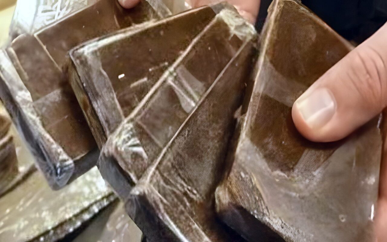 99% حشيش.. حقوق الإنسان تكشف مفاجأة بشأن 6500 موظف فصلوا بسبب المخدرات