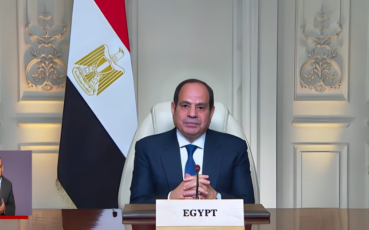 الرئيس السيسي: مصر تولي أهمية كبيرة لتعزيز التعاون المائي القائم على احترام قواعد القانون الدولي