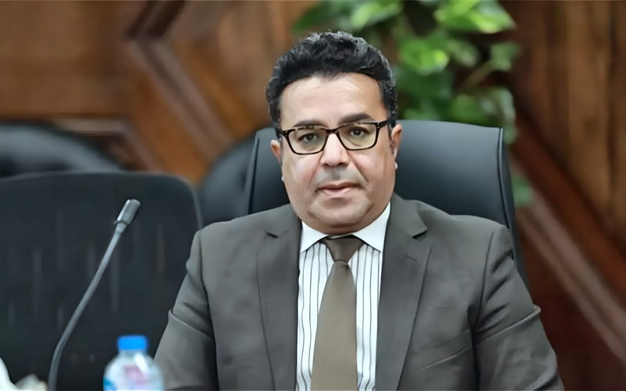 نائب بالشيوخ: فى ناس بتنام من غير عشا ورضع لا يحصلون على حقهم من اللبن