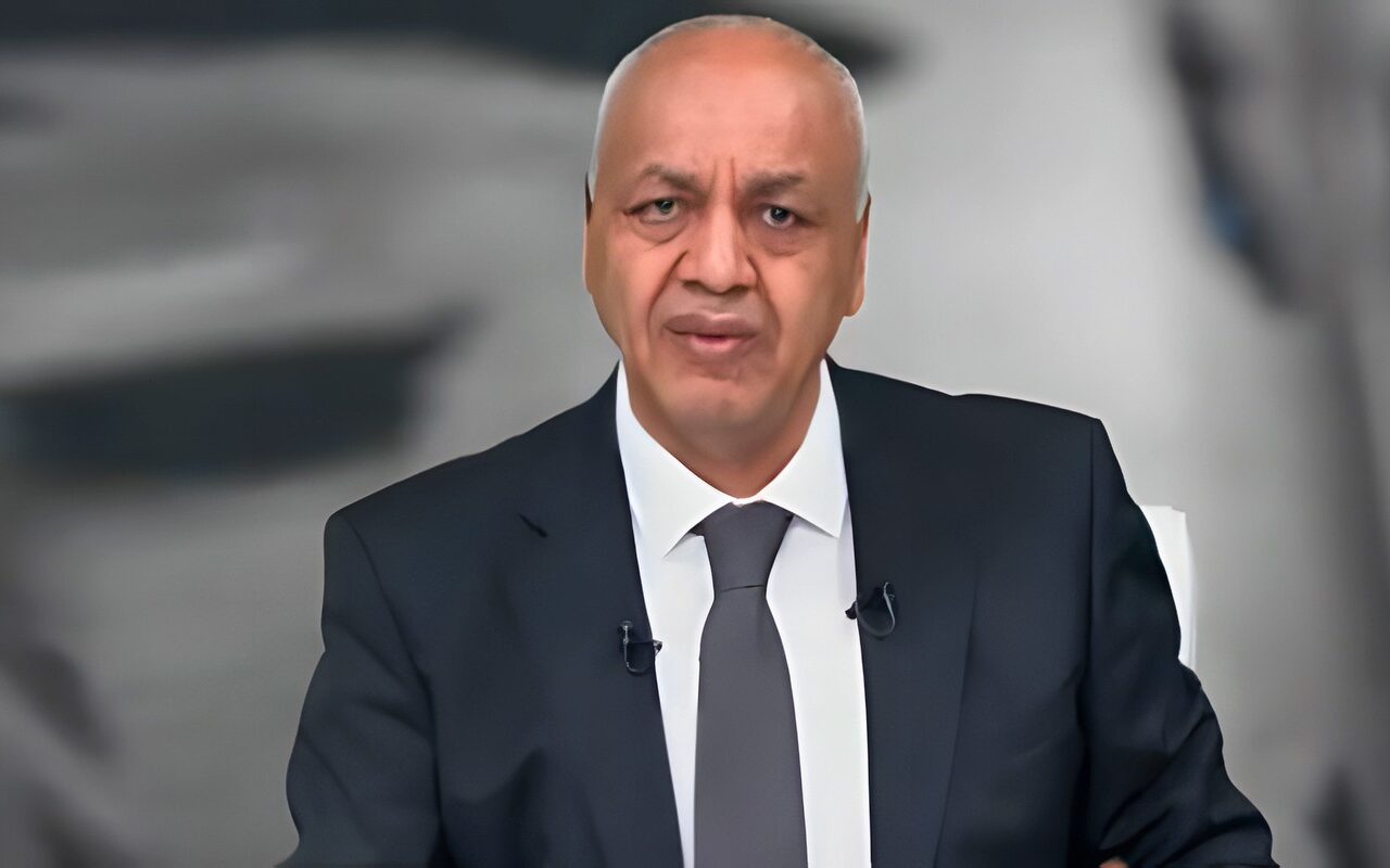 مصطفى بكري: الرئيس السيسي يواجه تحديات كبيرة.. والتماسك الوطني ضرورة