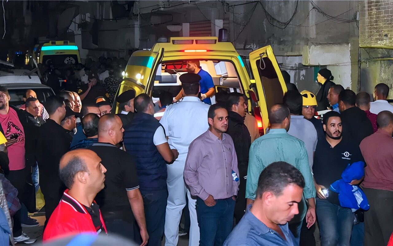 محافظ الإسكندرية يوجه بتقديم جميع أوجه الرعاية الصحية لمصابي انهيار عقار أبو سليمان