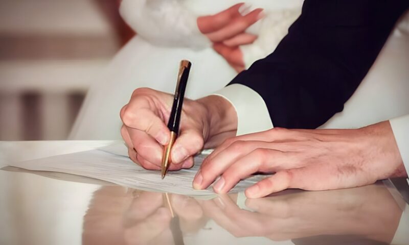 أمين الفتوى يوضح حكم زواج الفتاة دون ولي (فيديو)