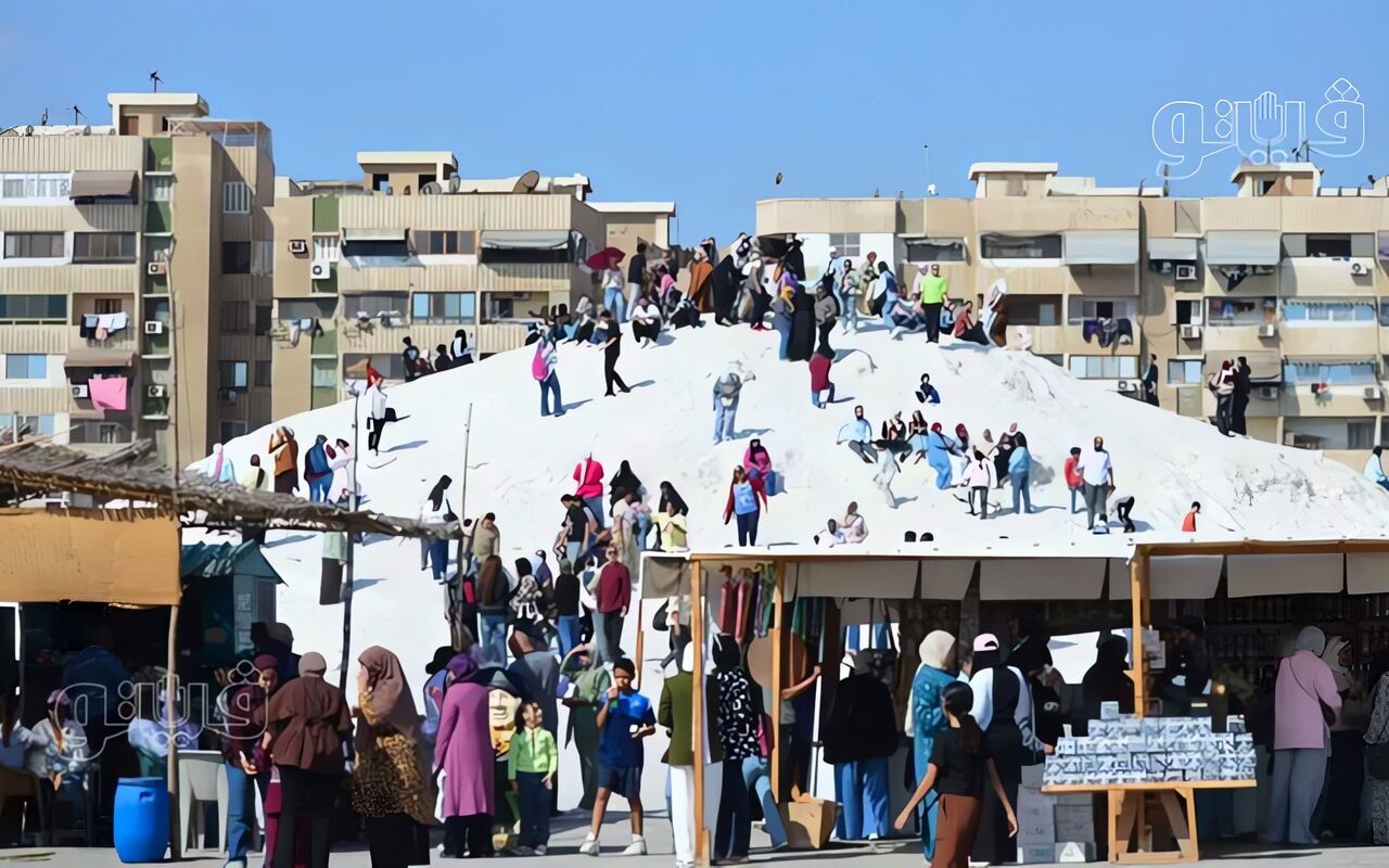 جبال الملح في الصدارة، 15 صورة ترصد إقبال الزائرين على بورسعيد في عطلة نهاية الأسبوع