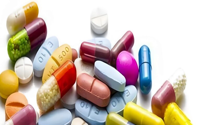 هيئة الدواء: الإبلاغ الإلكتروني عن الآثار الجانبية يعزز سلامة استخدام الأدوية