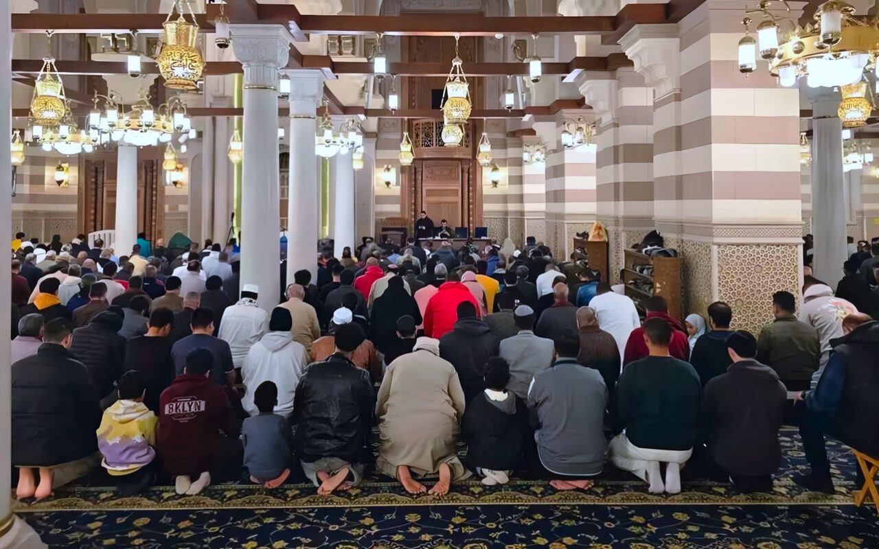 موعد أذان المغرب اليوم الثلاثاء في القاهرة والمحافظات