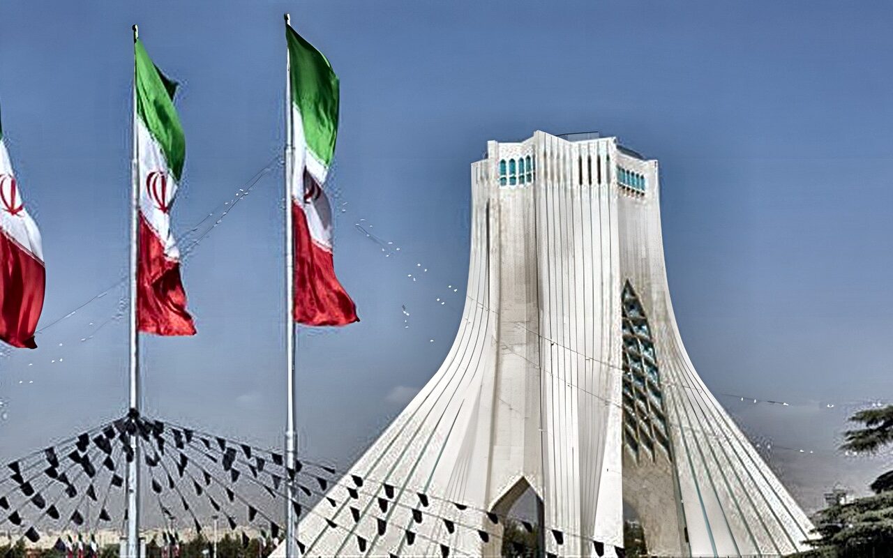طهران: إيران وسلطنة عُمان توصلتا لتفاهم بشأن تحديد مسار مؤقت للملاحة