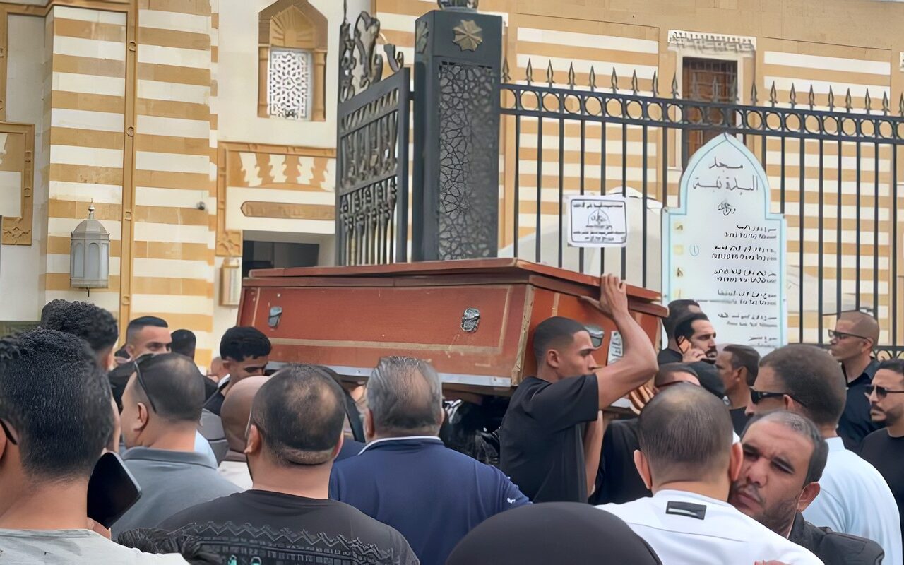 محمد محسن أول الحضور.. تشييع جثمان المنتج حسام علوان بالسيدة نفيسة