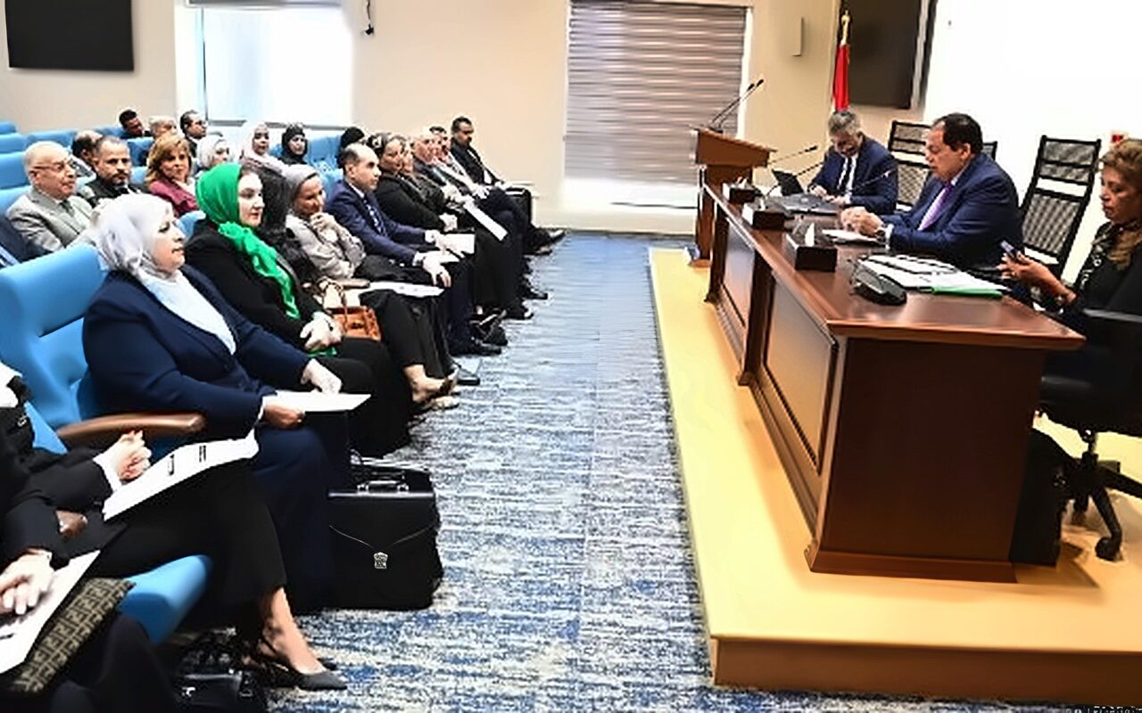 أبو العينين أمام برلمانية الجبهة الوطنية: المواطن على رأس أولوياتنا.. ونعمل لتقديم أداء تشريعي ورقابي مؤثر