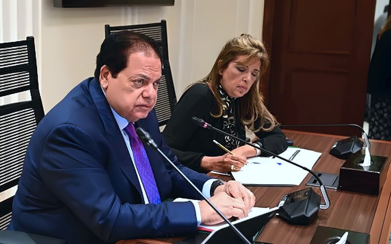 هيكلة شاملة وأولويات تشريعية ورقابية.. برلمانية الجبهة الوطنية تبدأ مرحلة جديدة بقيادة أبو العينين