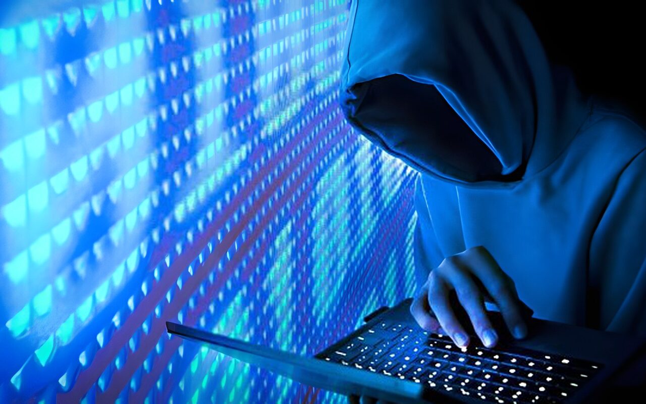 الإعفاء من عقوبة الجريمة الالكترونية أو التخفيف منها في هذه الحالات بالقانون