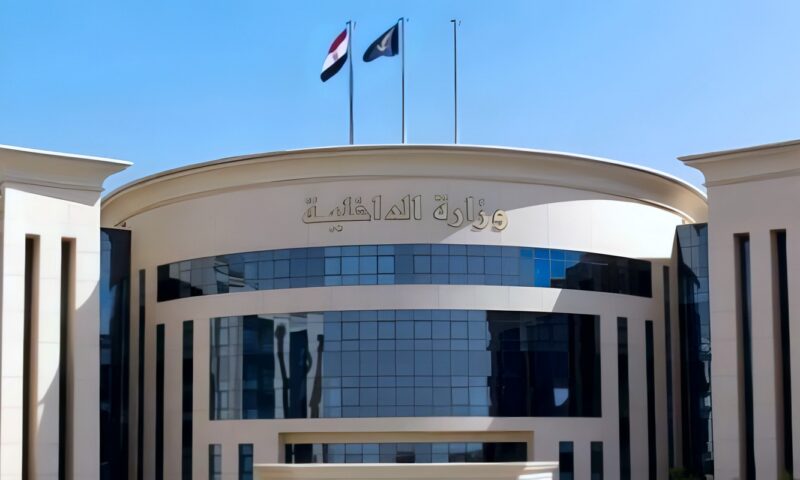 مريض نفسى ومدمن.. الداخلية تكشف تفاصيل إحراق شخص لستائر داخل كنيسة بالجيزة
