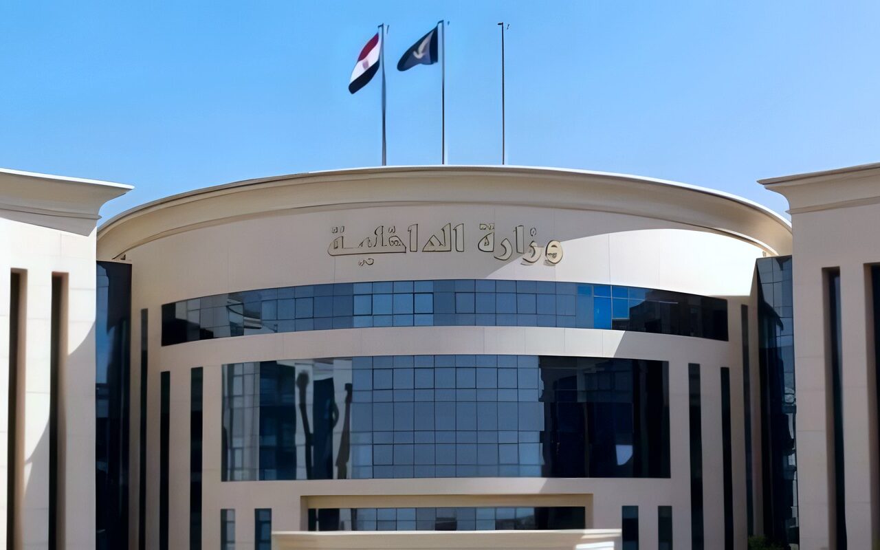 عطل ورسالة صوتية للإخلاء.. الداخلية تكشف حقيقة حريق مول مصر بـ 6 أكتوبر