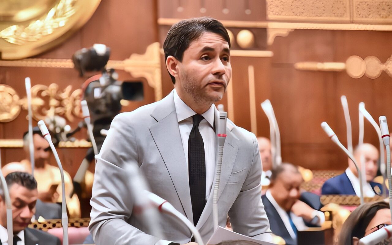 برلماني: حديث الرئيس السيسي خلال منتدى 2026 عن مخاطر مواقع التواصل يبرز دور الأسرة في حماية الشباب