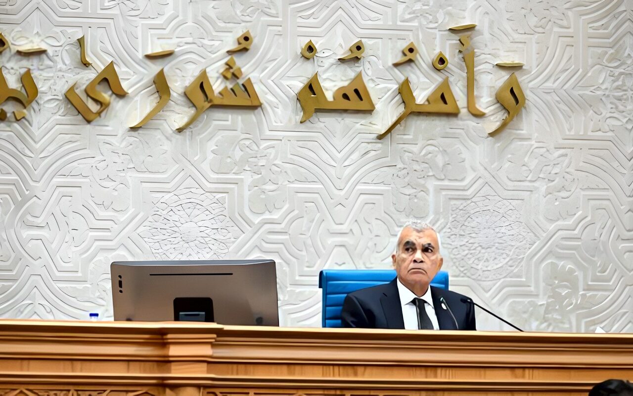 رئيس مجلس الشيوخ يرفع الجلسة العامة ومعاودة الانعقاد غدا