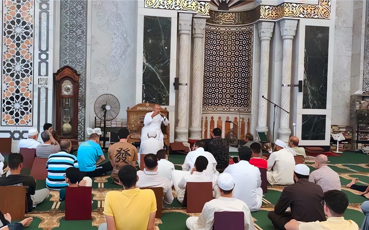 الأوقاف تنفذ 3292 درسا و628 مجلسا للفقه في 20880 مسجدا ضمن البرنامج التثقيفي للطفل