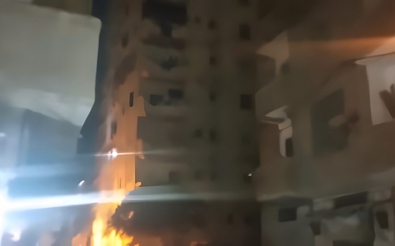 محافظ الإسكندرية يتفقد العقار المائل بمنطقة امبروزو