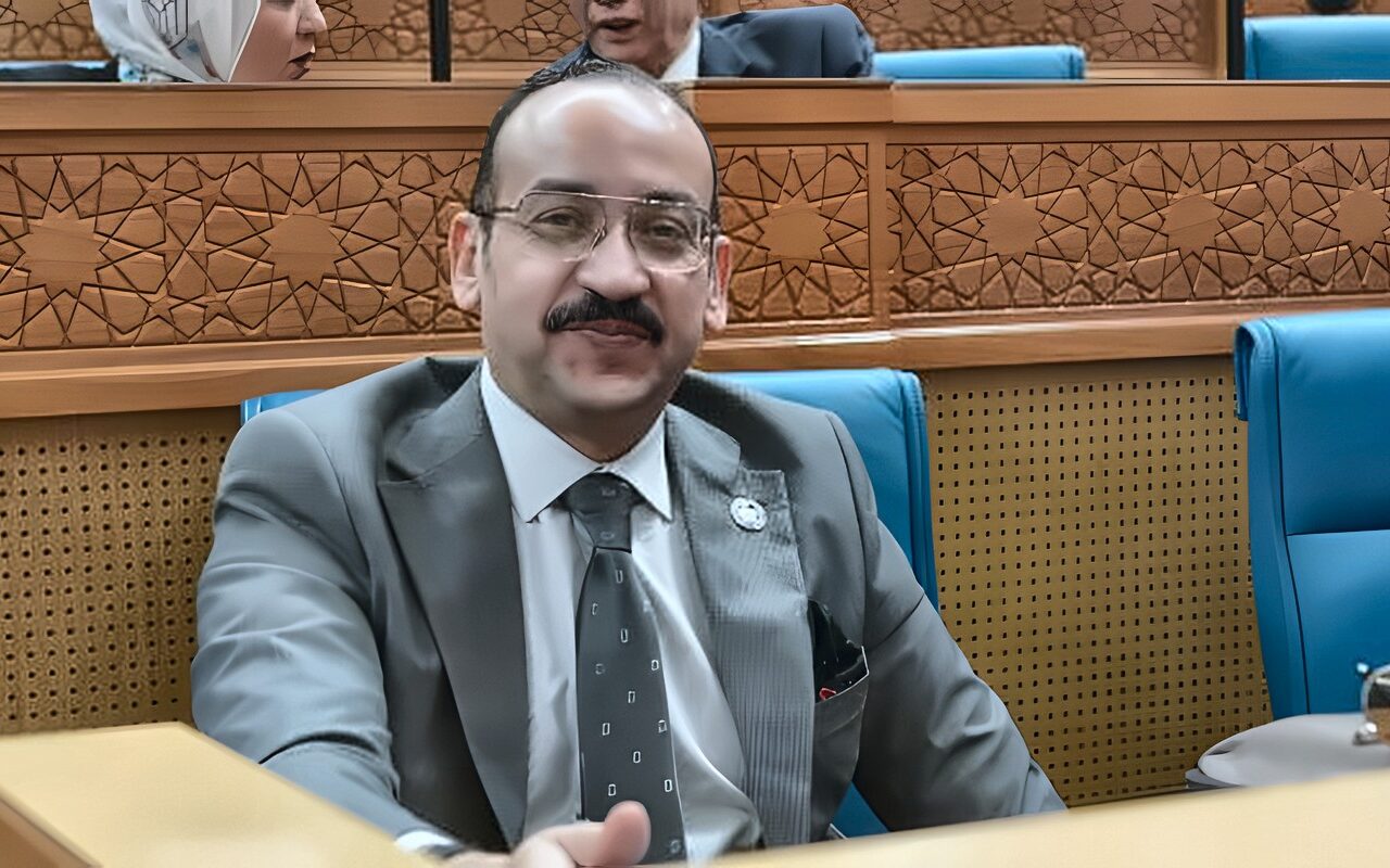 عضو صناعة الشيوخ: المجلس يواصل دوره في مناقشة القضايا الوطنية ودعم مسيرة التنمية
