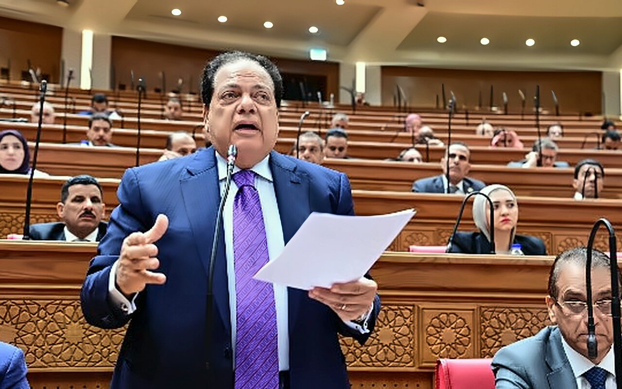 أبو العينين: منظومة مكافآت التفوق الجامعي تحتاج إلى إعادة نظر