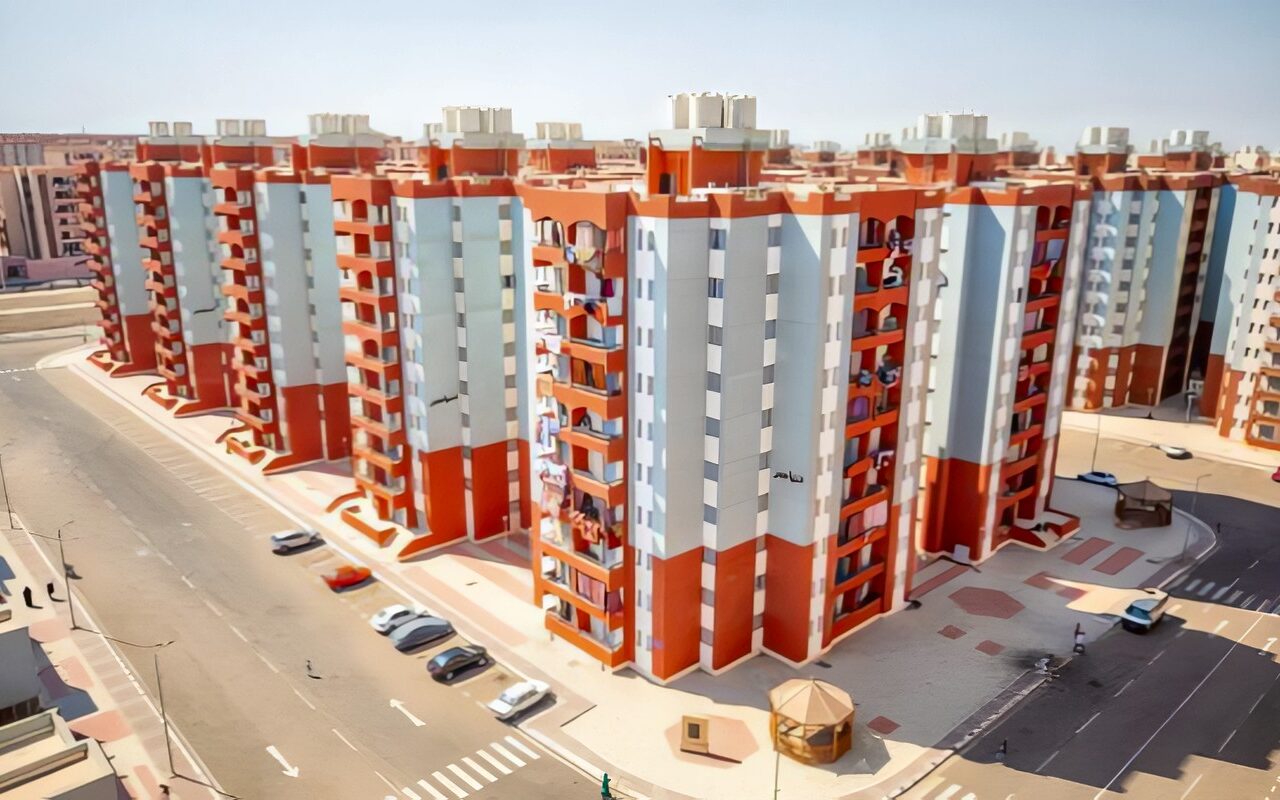 الإيجار التمليكي أم التمويل العقاري؟.. برلماني يكشف عن الأفضل