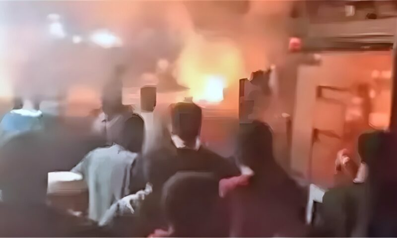 دوي هز المنطقة، لحظة انفجار أسطوانة بوتاجاز داخل مطعم في حدائق القبة (فيديو)