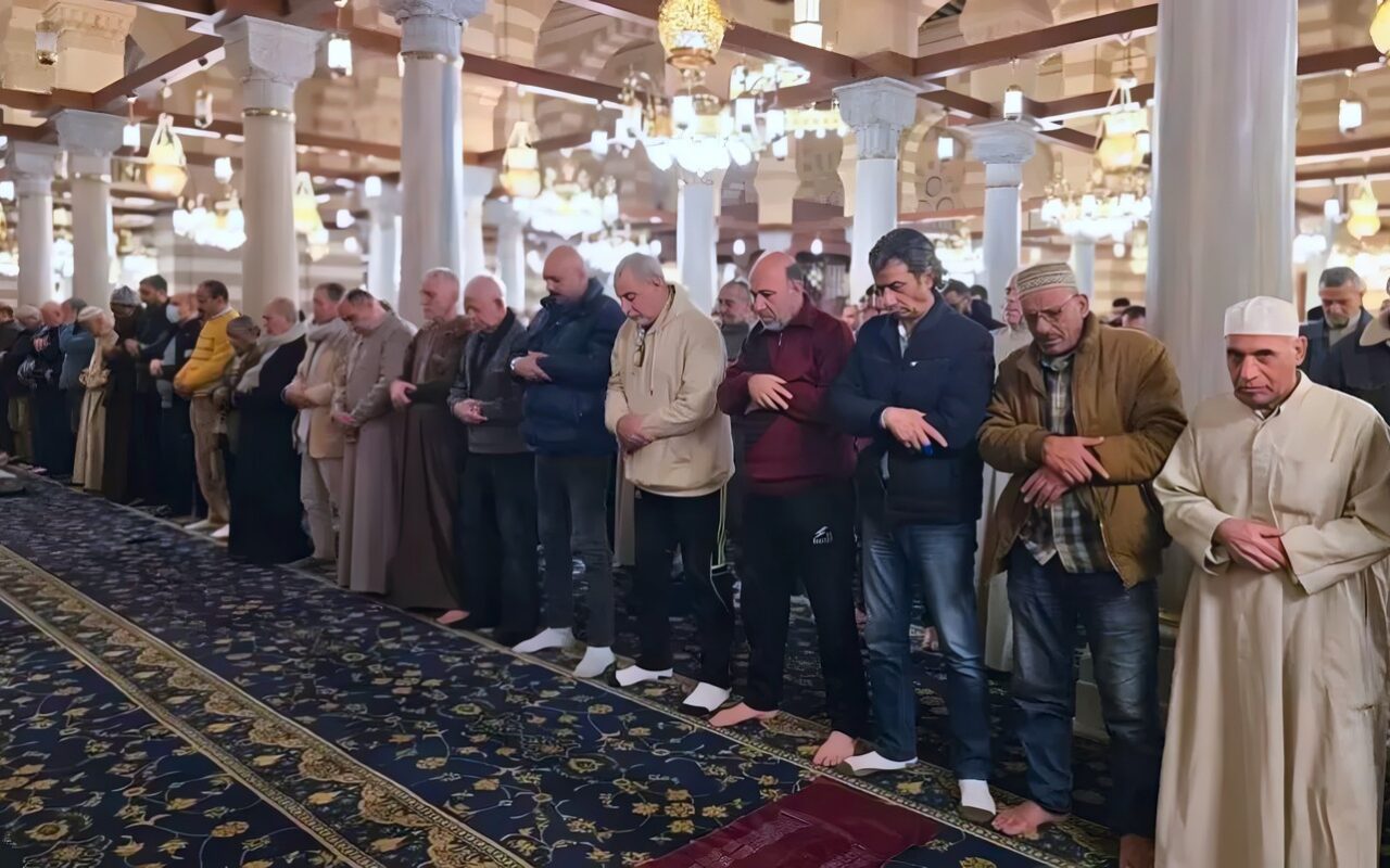 موعد أذان المغرب اليوم الإثنين 15 جمادى الأولى في القاهرة والمحافظات