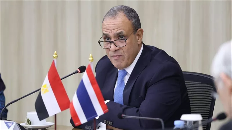 وزير الخارجية يشارك في منتدى الأعمال المصري–التايلاندي ويلتقي رئيسة اتحاد الصناعات التايلاندية لتعزيز التعاون الاقتصادي والاستثماري