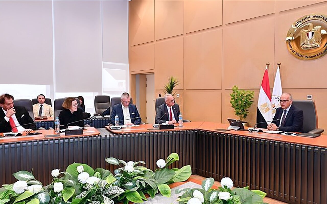 وزير الري يبحث التعاون المائي مع ألمانيا، و100 مليون دولار لدعم التنمية بدول حوض النيل