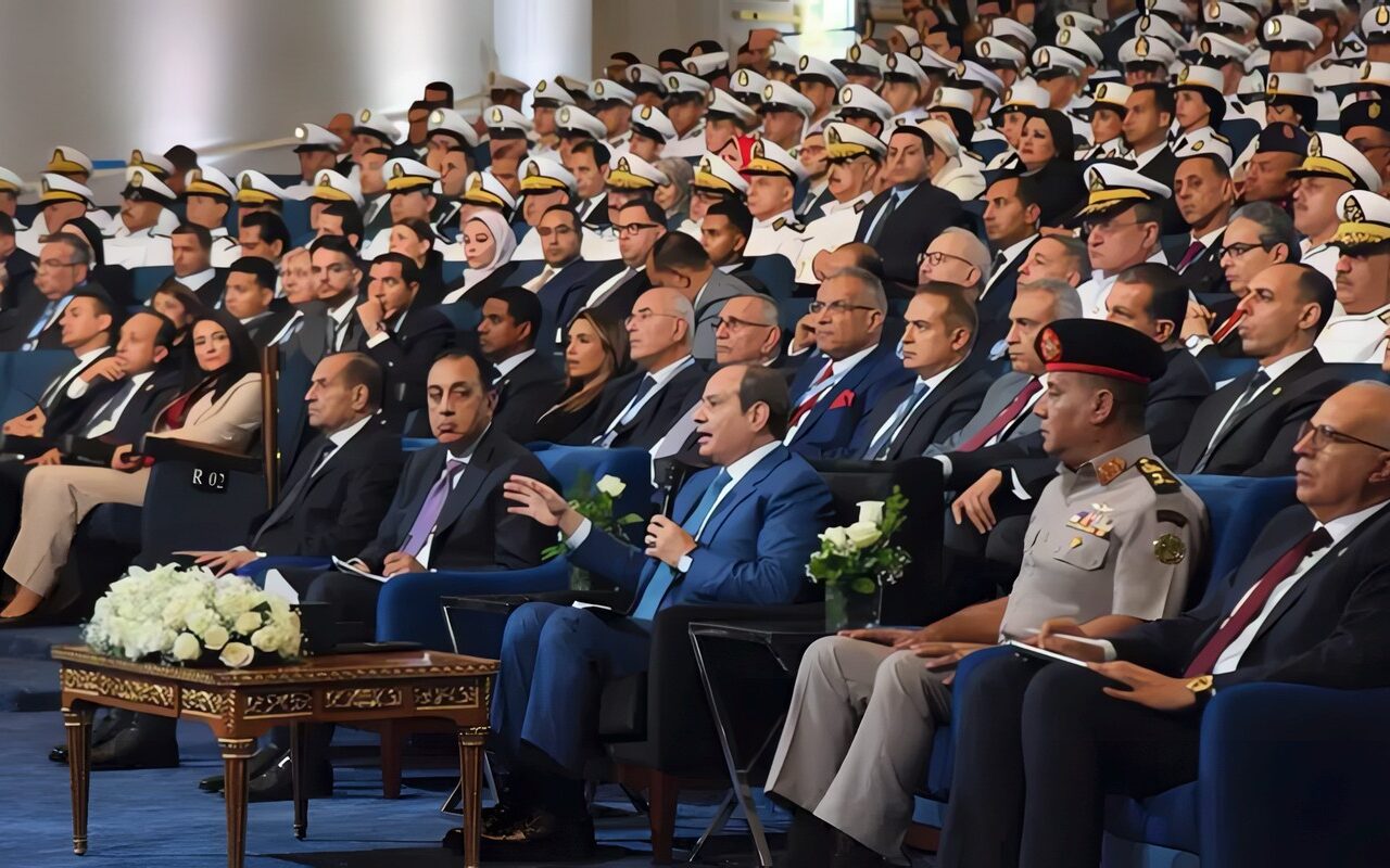 السيسي: حرية الاعتقاد مكفولة والدعوة الطيبة الحسنة هي الأصل