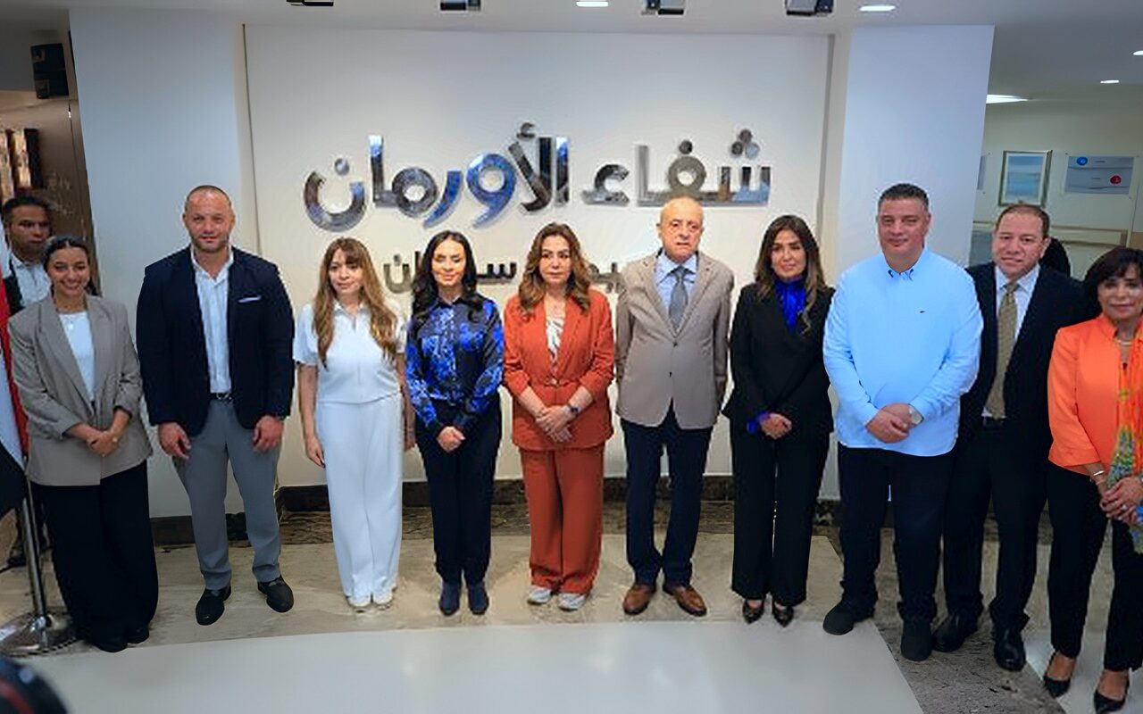التضامن تفتتح وحدة جهاز السيكلوترون بمستشفيات شفاء الأورمان بالأقصر بحضور المحافظ