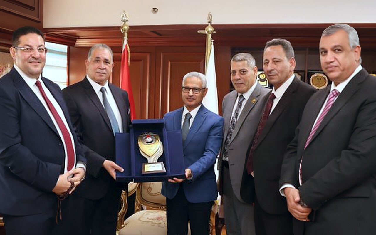 نقيب المحامين يجتمع مع مجلس نقابة محامي بني سويف لمناقشة عدد من الملفات