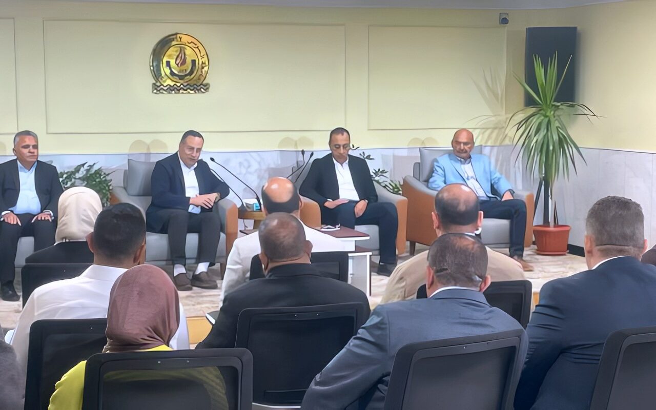 مدبولي: الدولة المصرية تخوض جهوداً متواصلة وعملا دؤوبا للارتقاء بمستوى الخدمات
